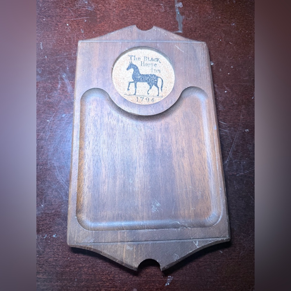 Vintage Black Horse Inn 1794 Wooden Valet Tray – Rustic Pub Souvenir Catchall